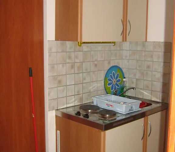 Demo * Свети-Филип-и-Яков