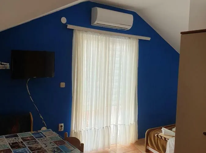 Demo Свети-Филип-и-Яков